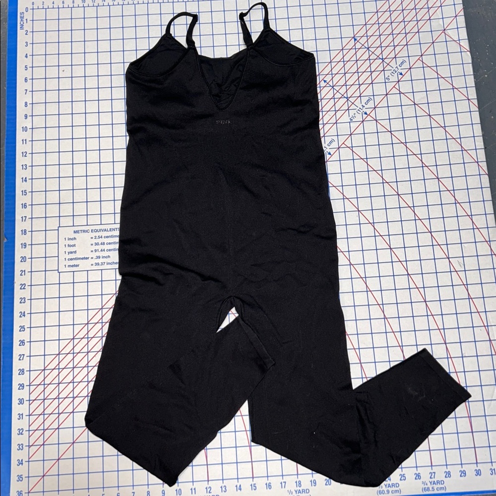 Pink Victoria’s Secret Soft seamless workout onesie adjustable Strap Bodysuit - Picture 8 of 12